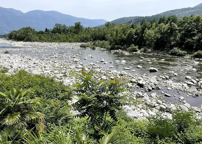 度假居 Immersi Nella Natura Con Accesso Al Fiume Maggia *
