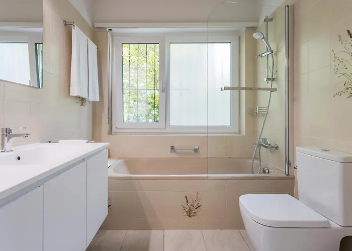 Immersi Nella Natura Con Accesso Al Fiume Maggia