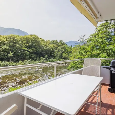 Immersi Nella Natura Con Accesso Al Fiume Maggia Hébergement de vacances